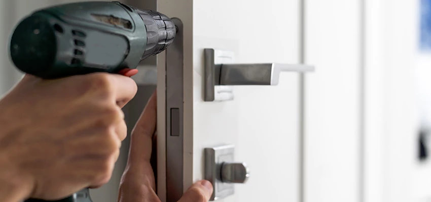 Locksmith For Lock Replacement Near Me in Upland, CA