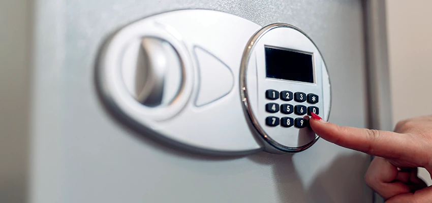 Jewelry Safe Cracking in Upland, California